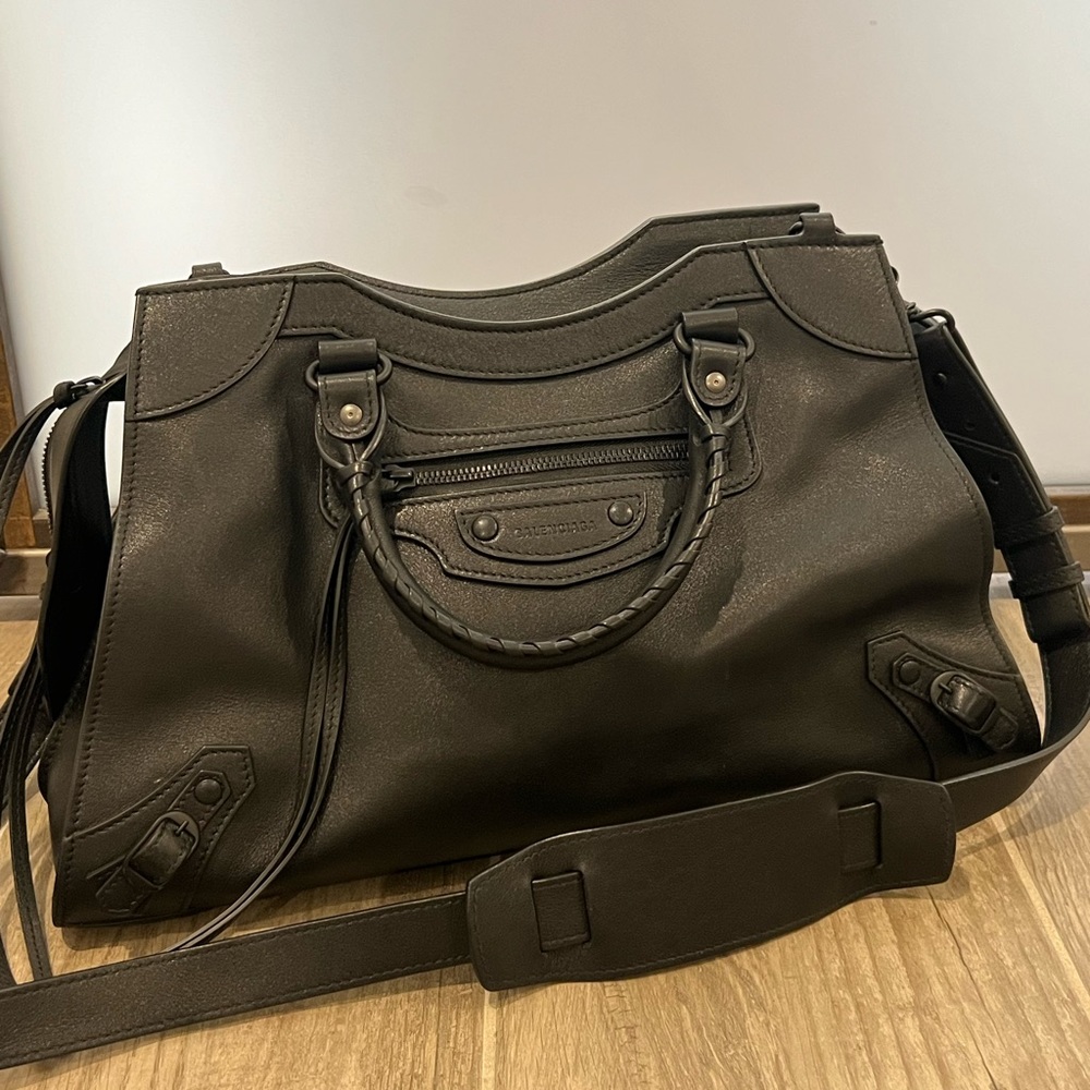 Balenciaga Neo Classic